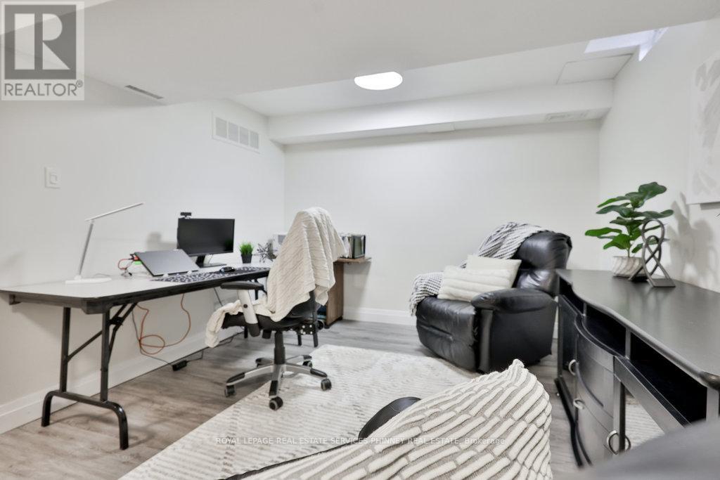 66 - 1558 Lancaster Drive, Oakville, Ontario  L6H 2Z4 - Photo 29 - W12721532