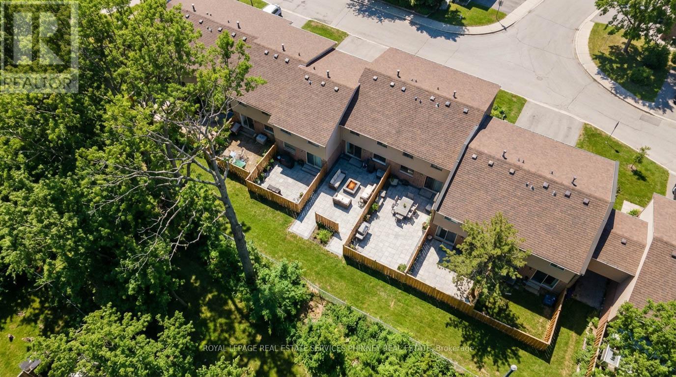 66 - 1558 Lancaster Drive, Oakville, Ontario  L6H 2Z4 - Photo 38 - W12721532