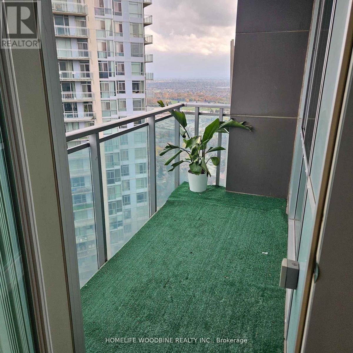 3006 - 3939 Duke Of York Boulevard, Mississauga, Ontario  L5B 4N2 - Photo 13 - W12721540