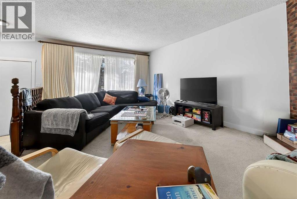 22 Acadia Road W, Lethbridge, Alberta  T1K 3X8 - Photo 8 - A2280525