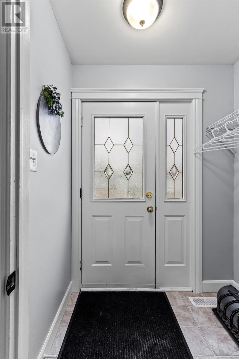 12 Sycamore Place, Mount Pearl, Newfoundland & Labrador  A1N 1P4 - Photo 2 - 1294013