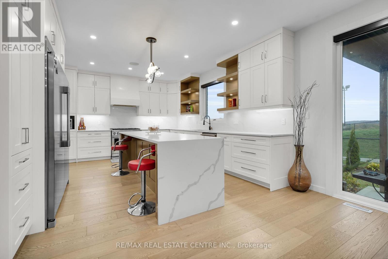 2088 Ironwood Road, London South, Ontario  N6K 0C5 - Photo 13 - X12721472