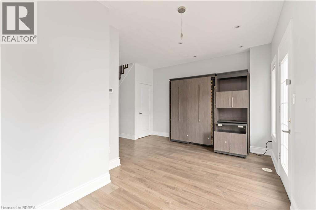 46 Borers Creek Circle, Waterdown, Ontario  L8B 1W3 - Photo 14 - 40800157