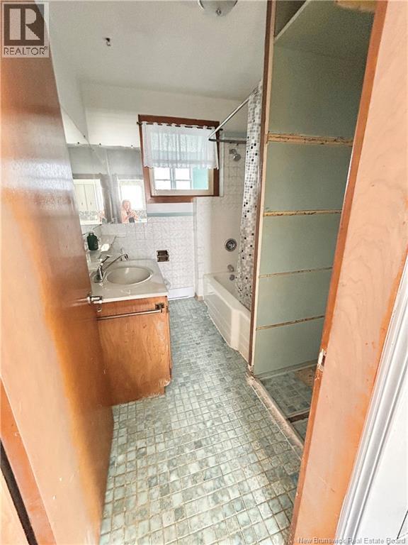 7658 St-Paul, Bas-Caraquet, New Brunswick  E1W 6C9 - Photo 9 - NB132600