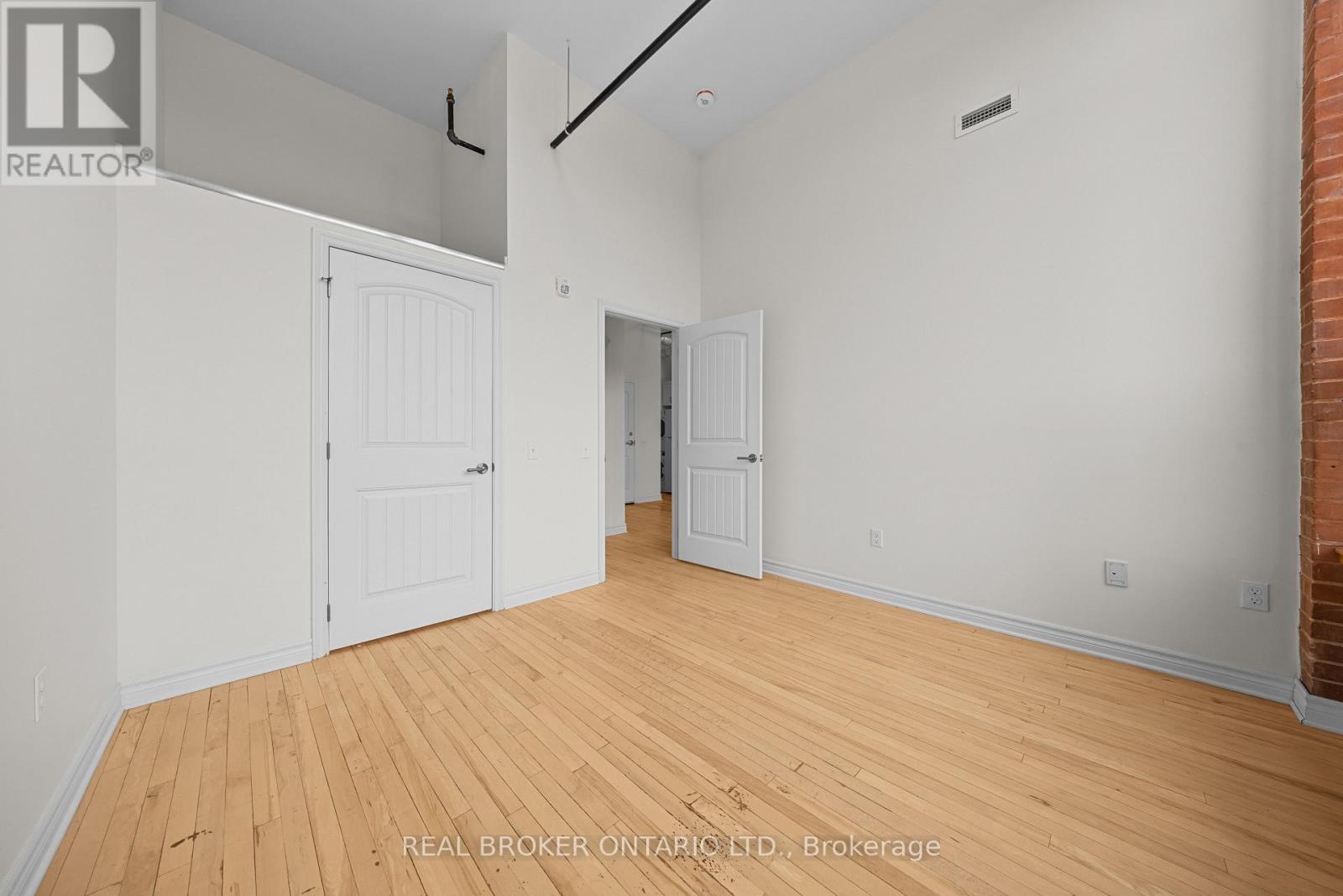 111 - 150 Mill Street, Carleton Place, Ontario  K7C 1T4 - Photo 5 - X12705956