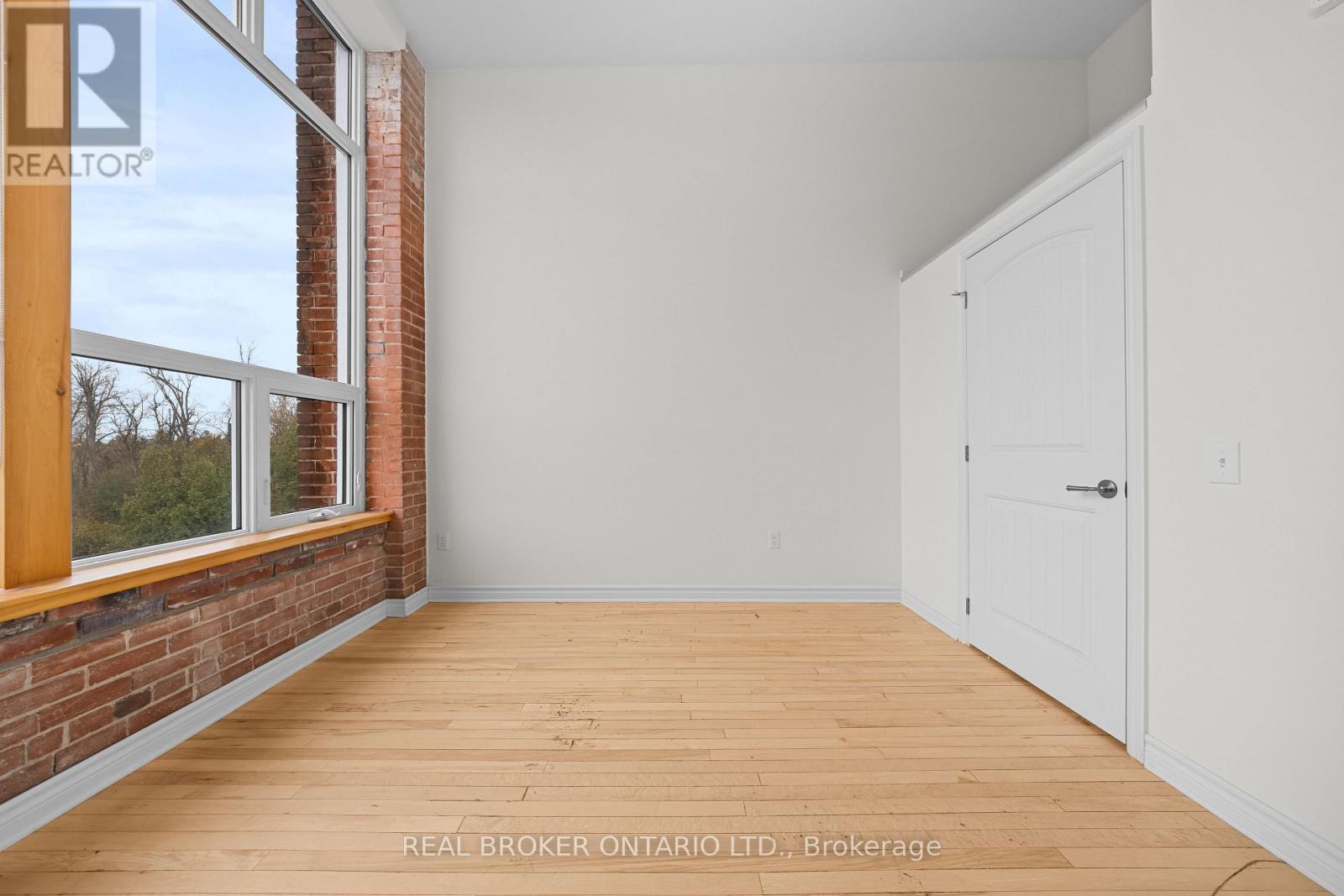 111 - 150 Mill Street, Carleton Place, Ontario  K7C 1T4 - Photo 4 - X12705956