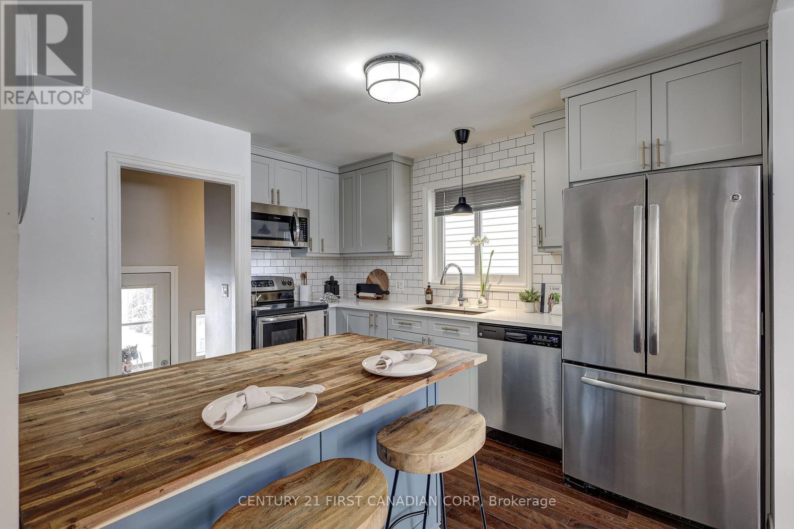 33 Beattie Avenue, London East, Ontario  N5W 2N9 - Photo 24 - X12721650