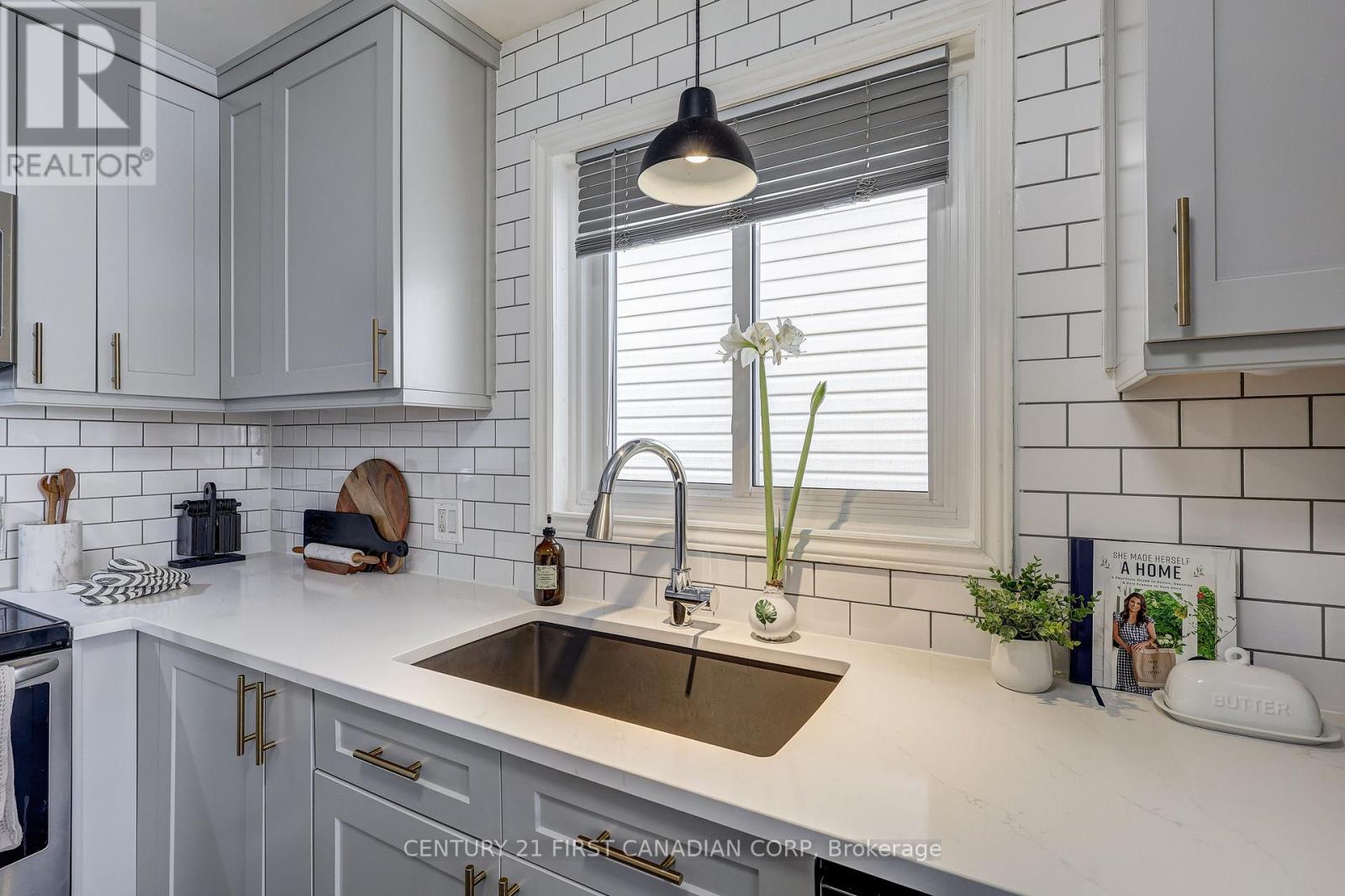 33 Beattie Avenue, London East, Ontario  N5W 2N9 - Photo 31 - X12721650