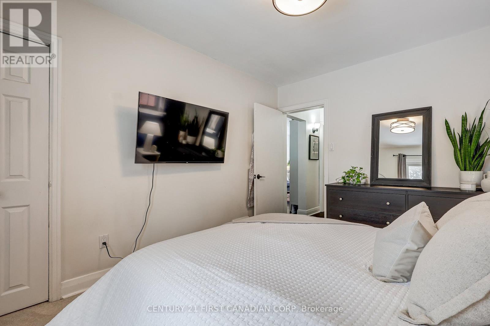 33 Beattie Avenue, London East, Ontario  N5W 2N9 - Photo 36 - X12721650