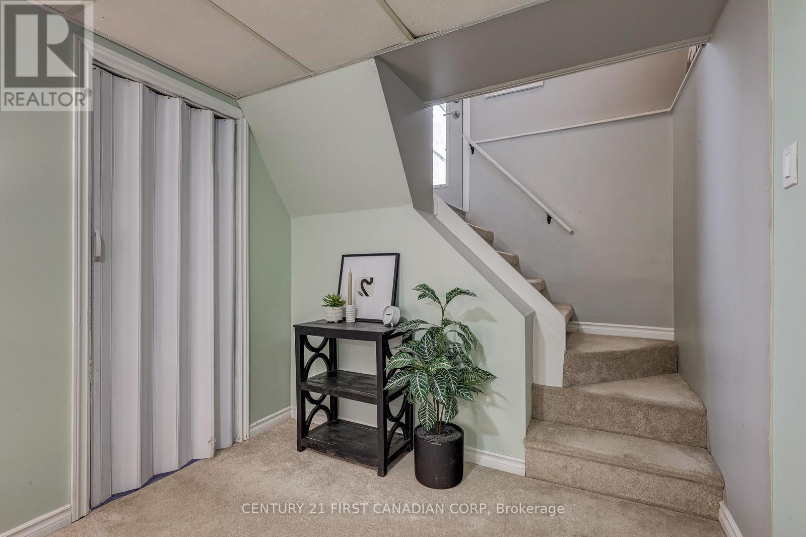 33 Beattie Avenue, London East, Ontario  N5W 2N9 - Photo 42 - X12721650