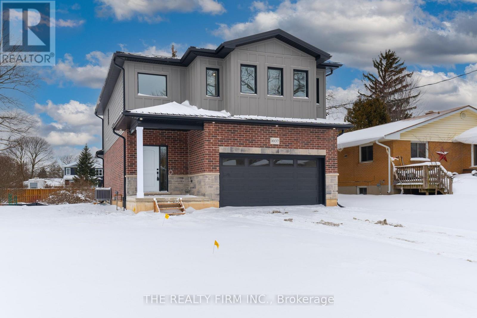 1037 Willow Drive W, London South, Ontario  N6E 1P4 - Photo 2 - X12721712