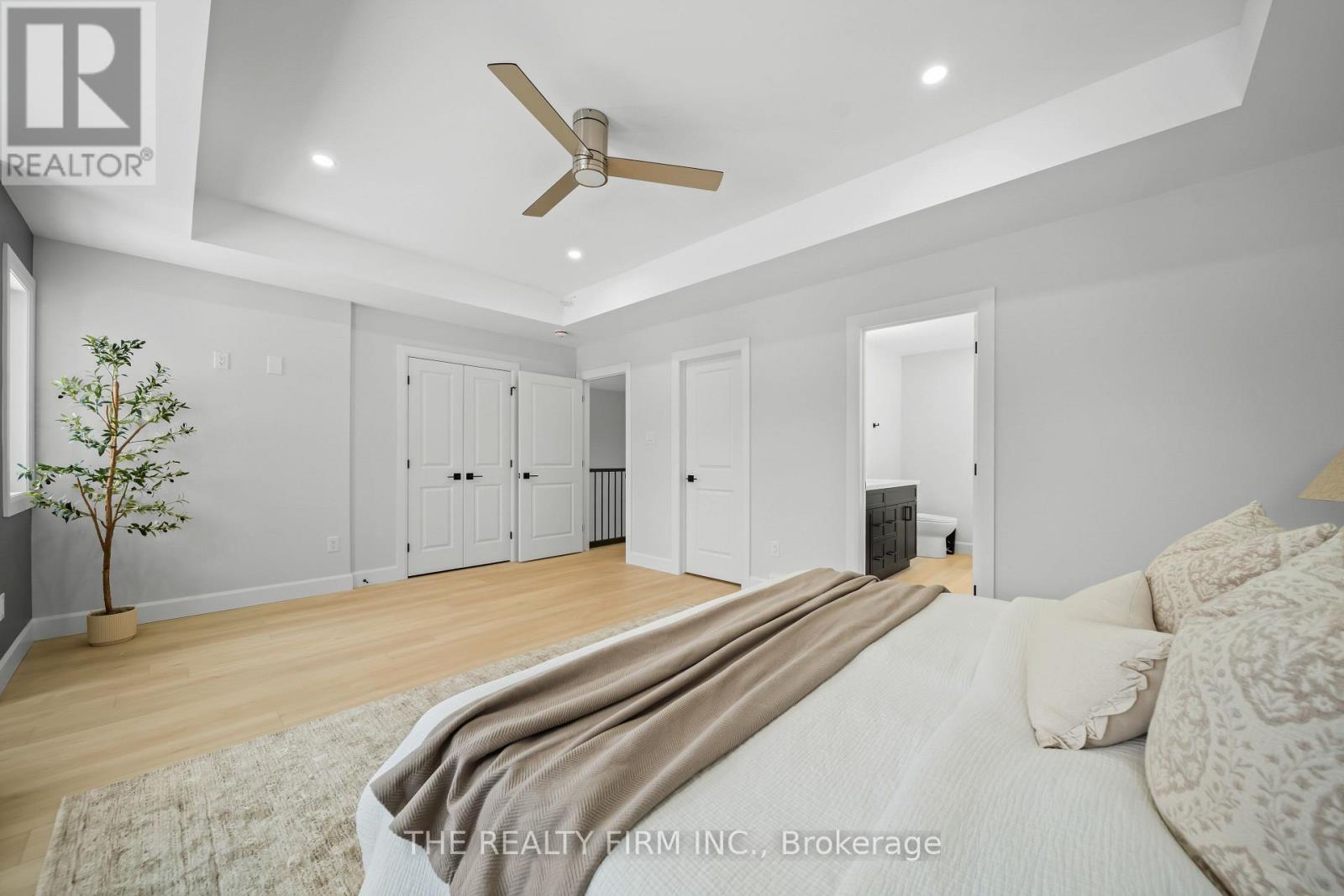 1037 Willow Drive W, London South, Ontario  N6E 1P4 - Photo 27 - X12721712