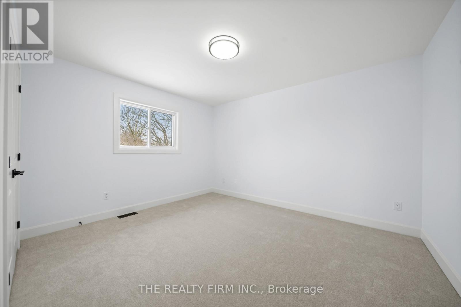 1037 Willow Drive W, London South, Ontario  N6E 1P4 - Photo 37 - X12721712