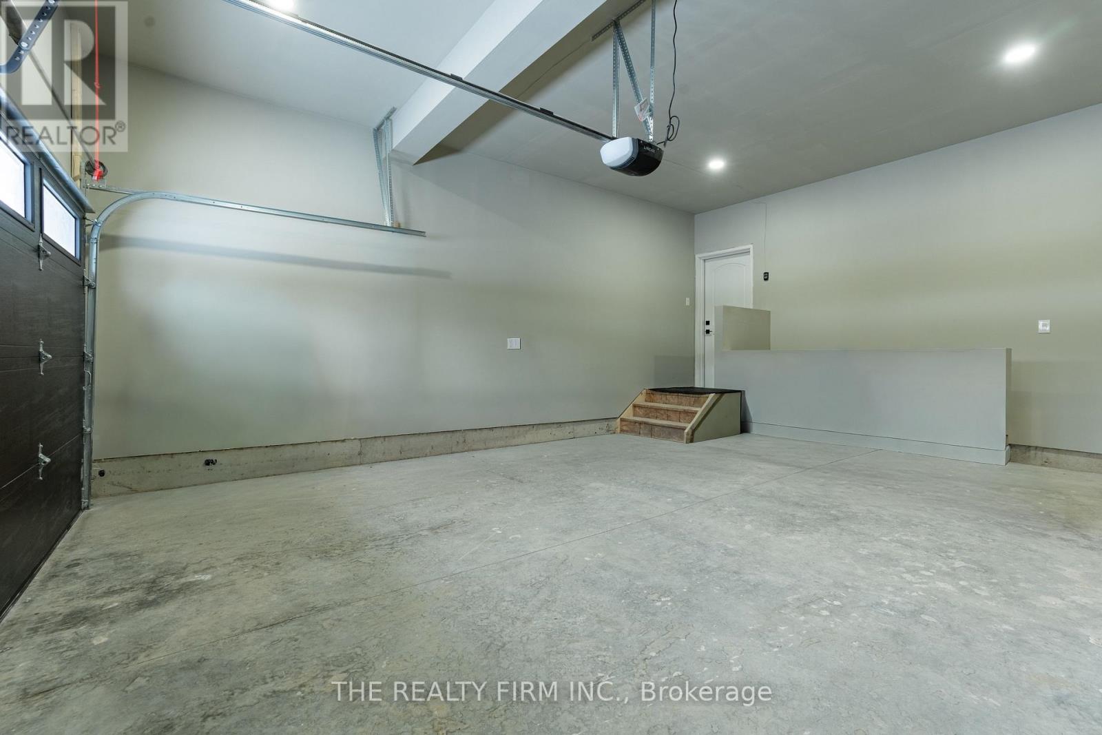 1037 Willow Drive W, London South, Ontario  N6E 1P4 - Photo 44 - X12721712