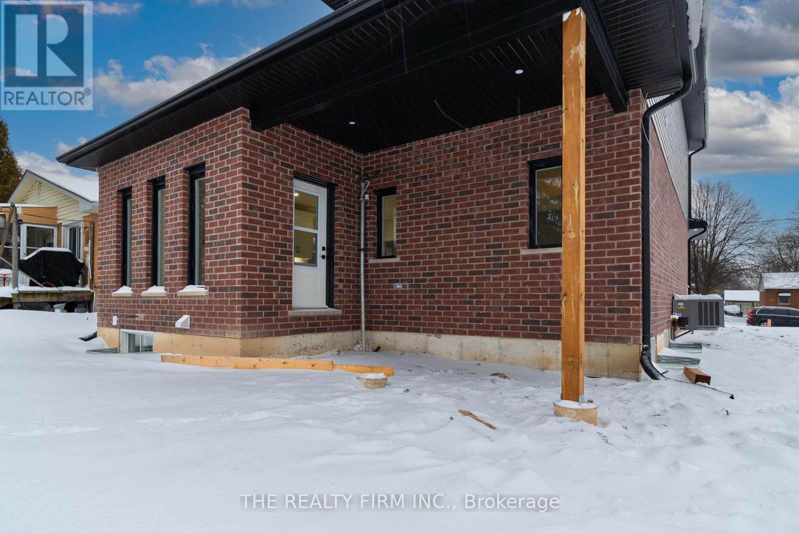 1037 Willow Drive W, London South, Ontario  N6E 1P4 - Photo 47 - X12721712