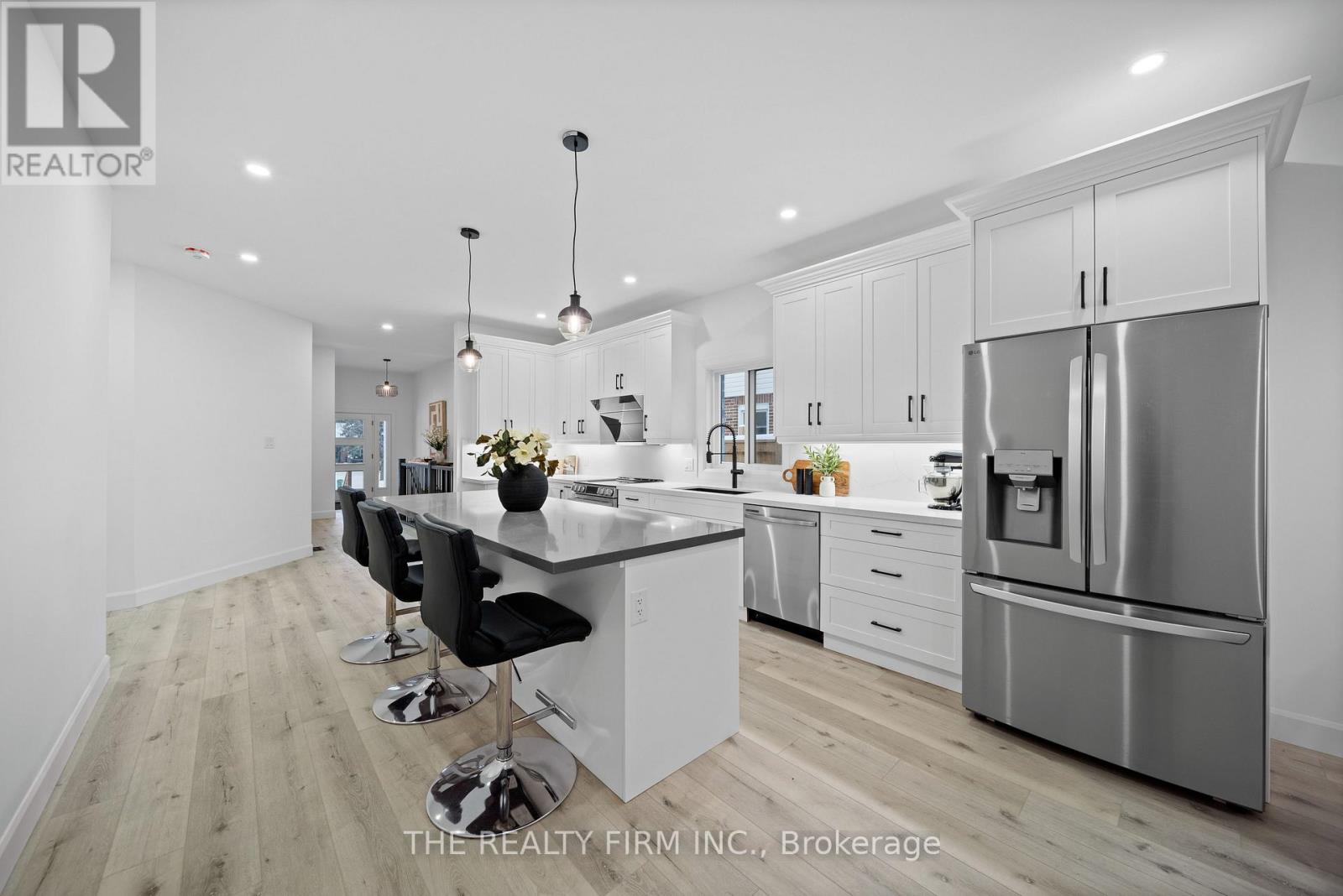 1041 Willow Drive W, London South, Ontario  N6E 1P4 - Photo 14 - X12721732