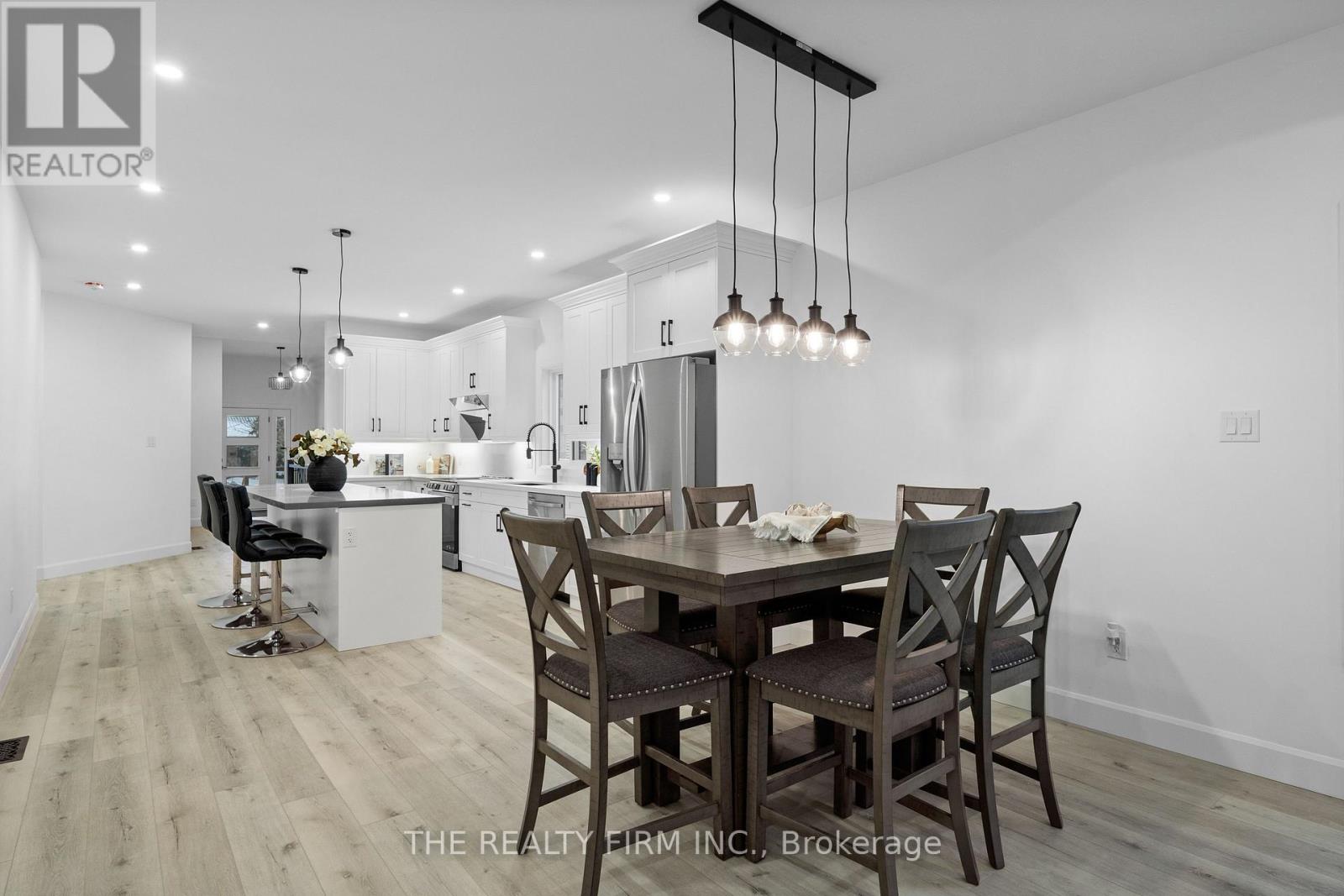 1041 Willow Drive W, London South, Ontario  N6E 1P4 - Photo 16 - X12721732