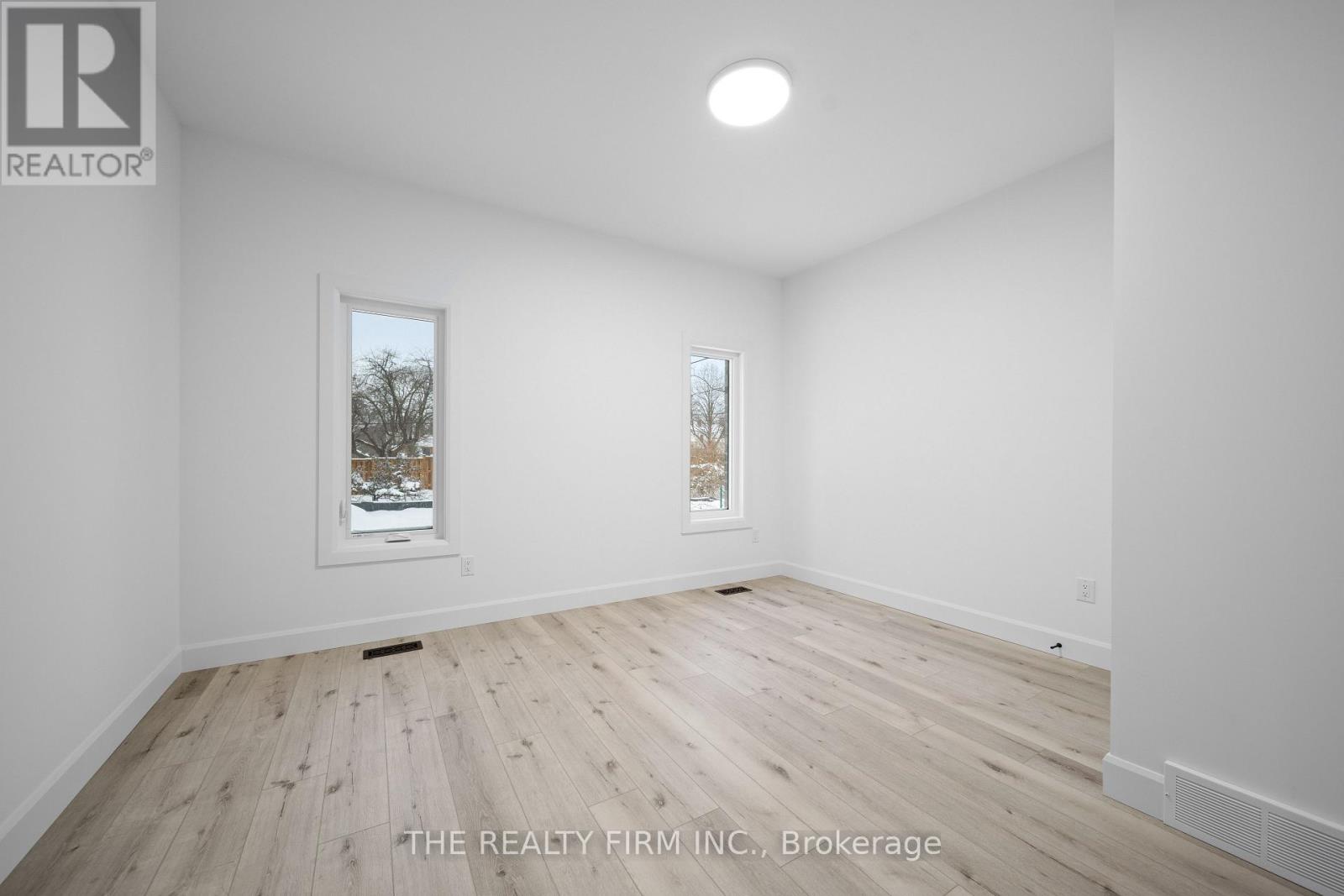 1041 Willow Drive W, London South, Ontario  N6E 1P4 - Photo 22 - X12721732