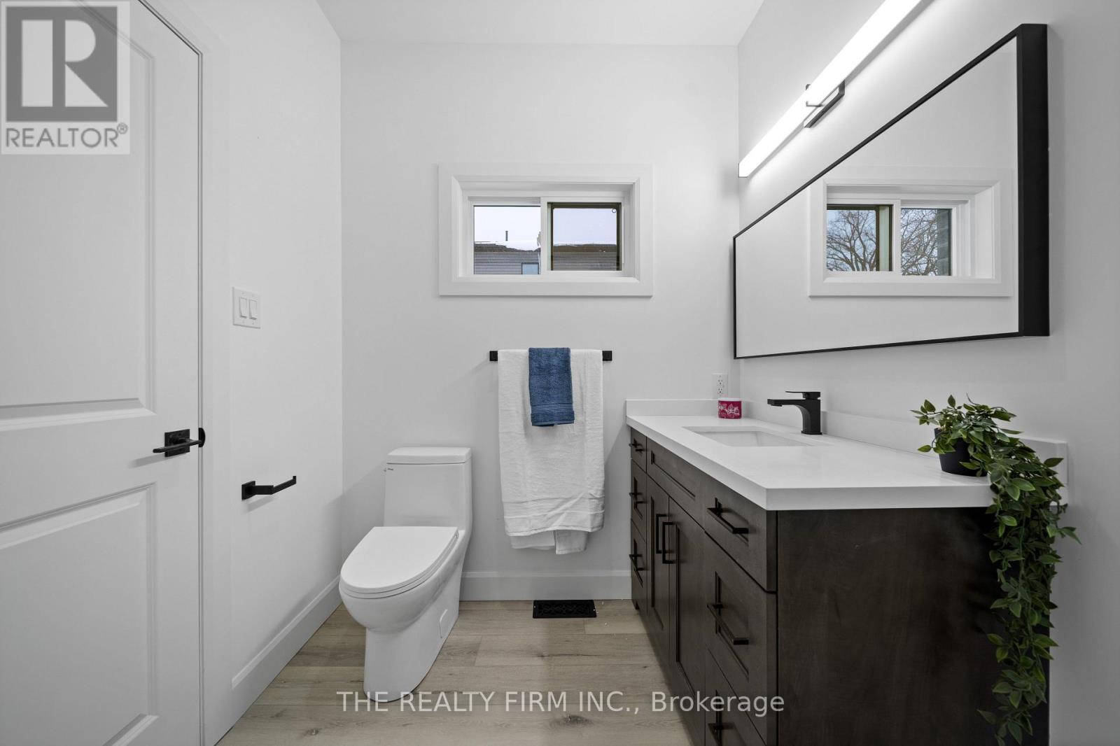 1041 Willow Drive W, London South, Ontario  N6E 1P4 - Photo 30 - X12721732