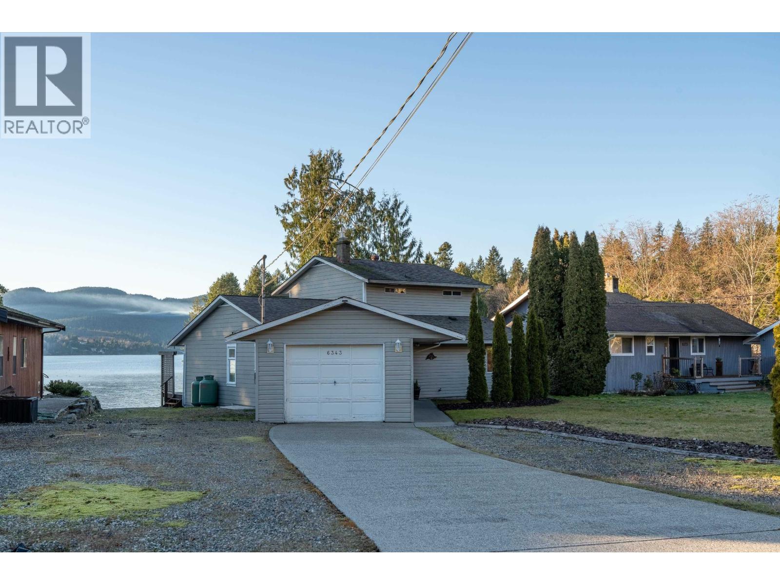 6343 Marmot Road, Sechelt, British Columbia  V7Z 0L2 - Photo 34 - R3081957