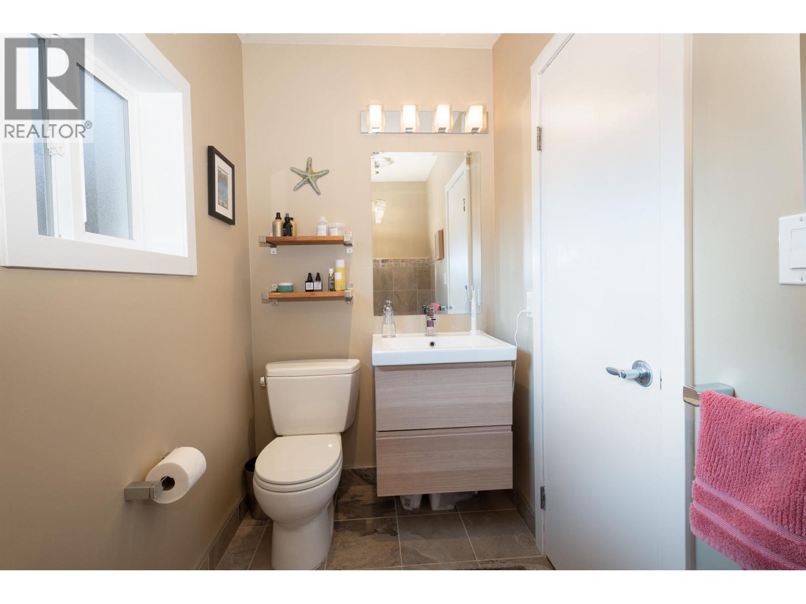 2341 Panorama Drive, North Vancouver, British Columbia  V7G 1V4 - Photo 18 - R3081898