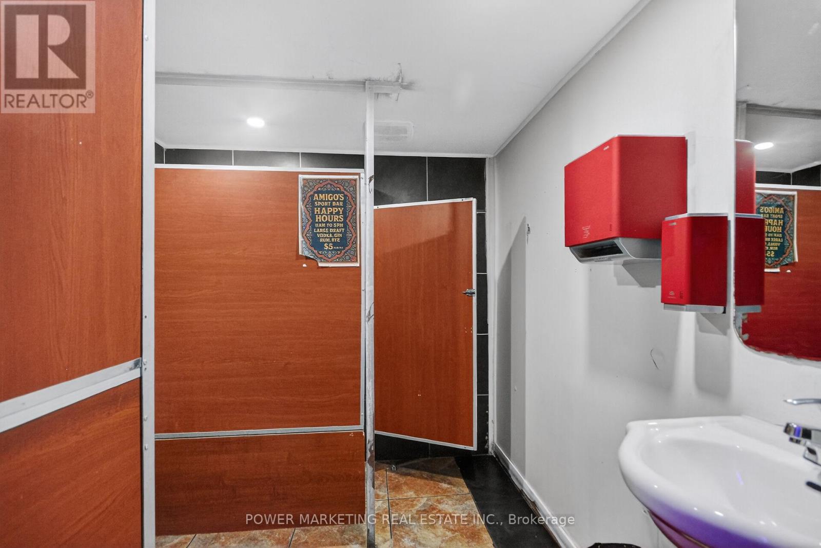 858 Merivale Road, Ottawa, Ontario  K1Z 5Z4 - Photo 25 - X12721600