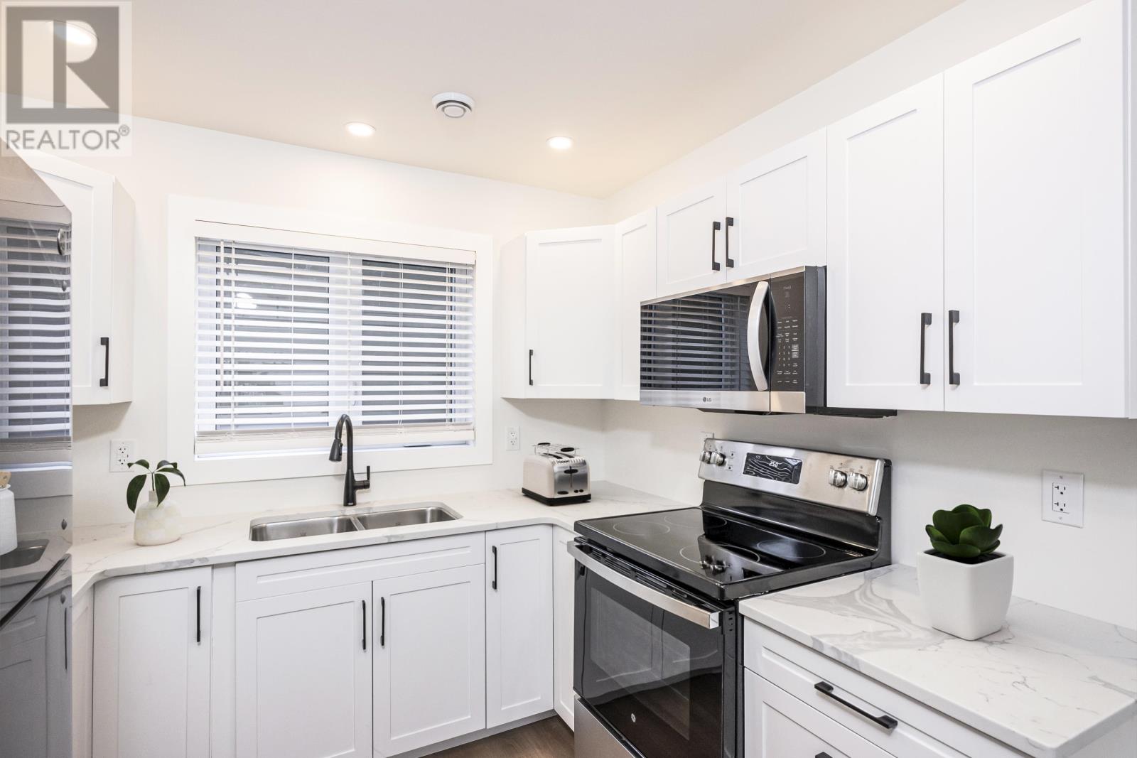 1101 Frederica St W, Thunder Bay, Ontario  P7E 3Y1 - Photo 5 - TB2600114