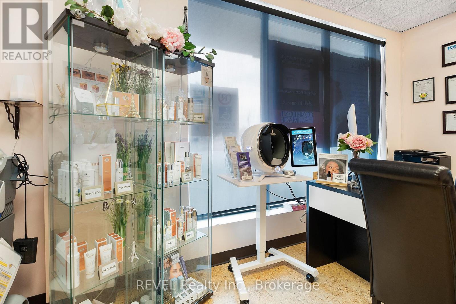 100b - 36 Hiscott Street, St. Catharines, Ontario  L2R 1C8 - Photo 11 - X12721588