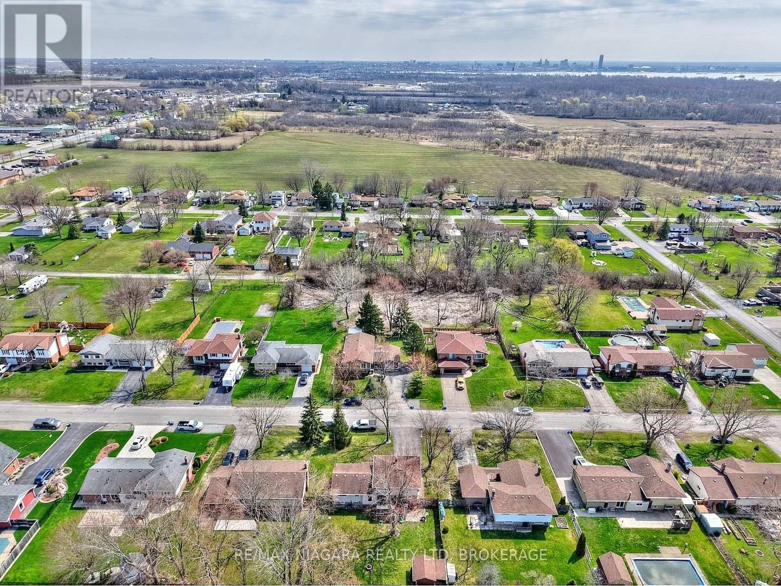 953 Grandview Road, Fort Erie, Ontario  L2A 5R4 - Photo 34 - X12721630