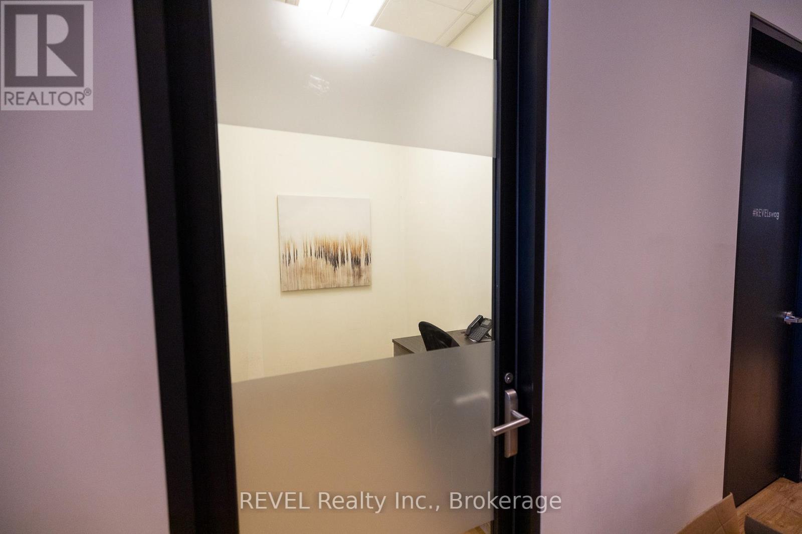 3e - 8685 Lundys Lane, Niagara Falls, Ontario  L2H 1H4 - Photo 2 - X12721660