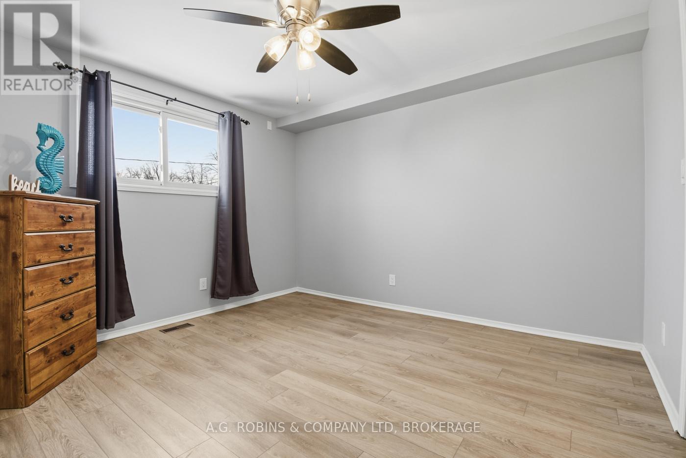 386 Daytona Drive, Fort Erie, Ontario  L2A 4Y9 - Photo 16 - X12721682