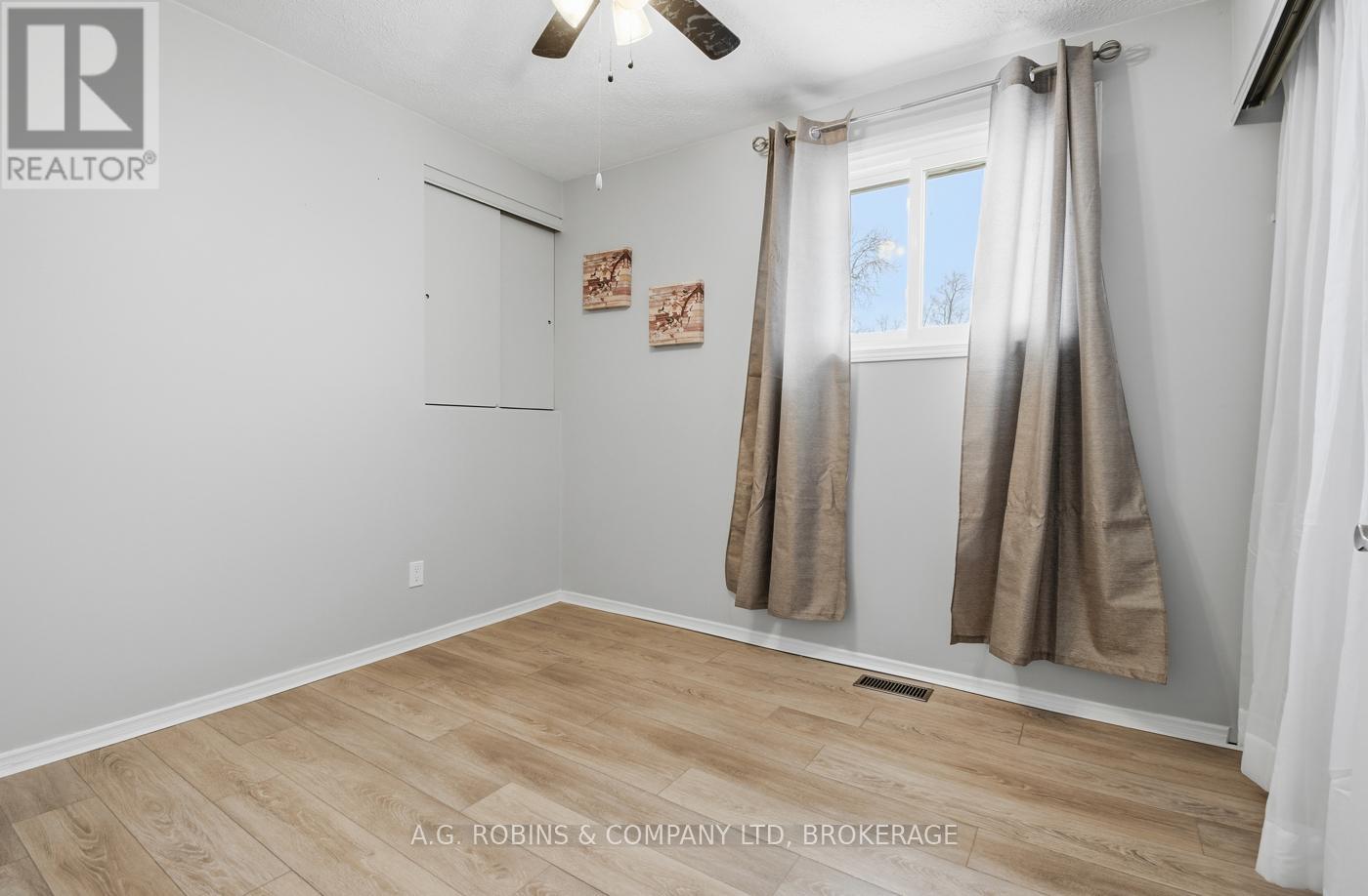 386 Daytona Drive, Fort Erie, Ontario  L2A 4Y9 - Photo 17 - X12721682