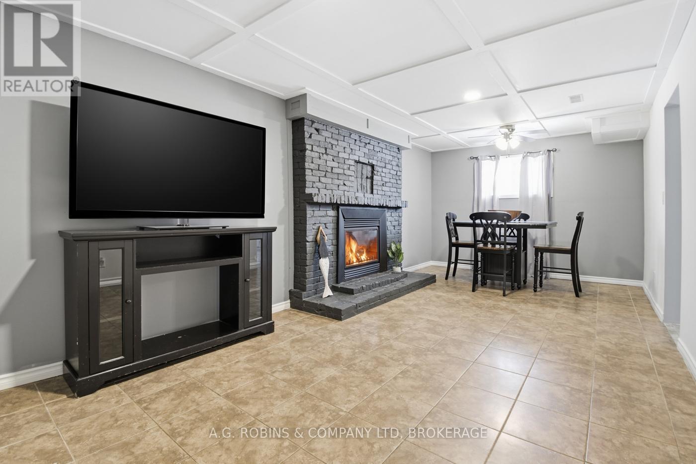 386 Daytona Drive, Fort Erie, Ontario  L2A 4Y9 - Photo 25 - X12721682