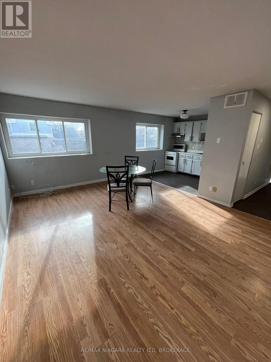 8 - 620 King Street, Port Colborne, Ontario  L3K 4H7 - Photo 4 - X12721750