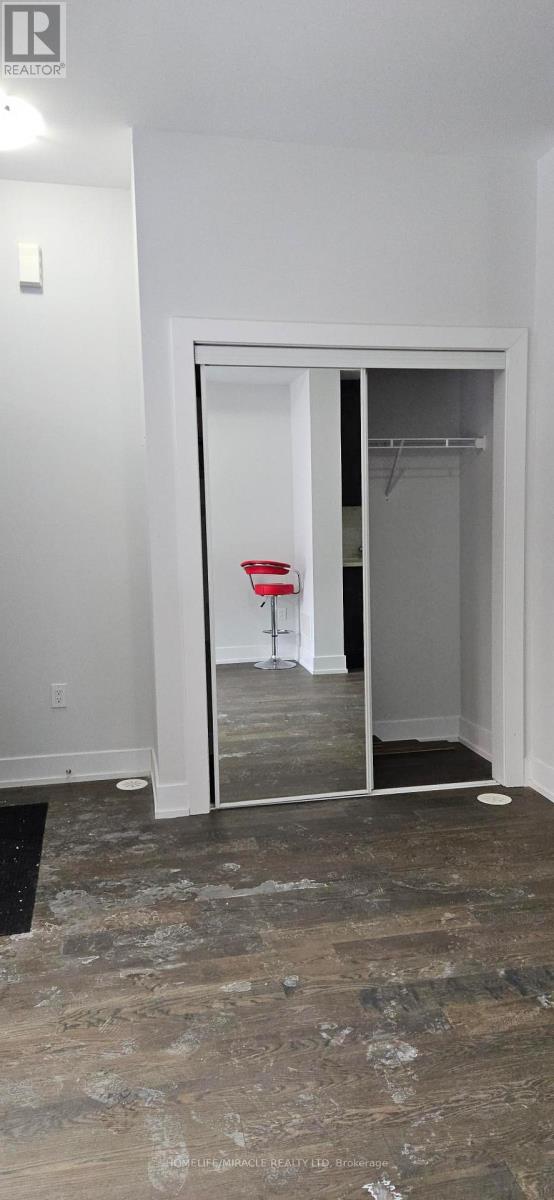 135 - 9580 Islington Avenue, Vaughan, Ontario  L4H 5E8 - Photo 4 - N12493740