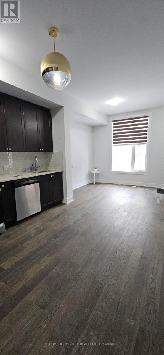 135 - 9580 Islington Avenue, Vaughan, Ontario  L4H 5E8 - Photo 9 - N12493740