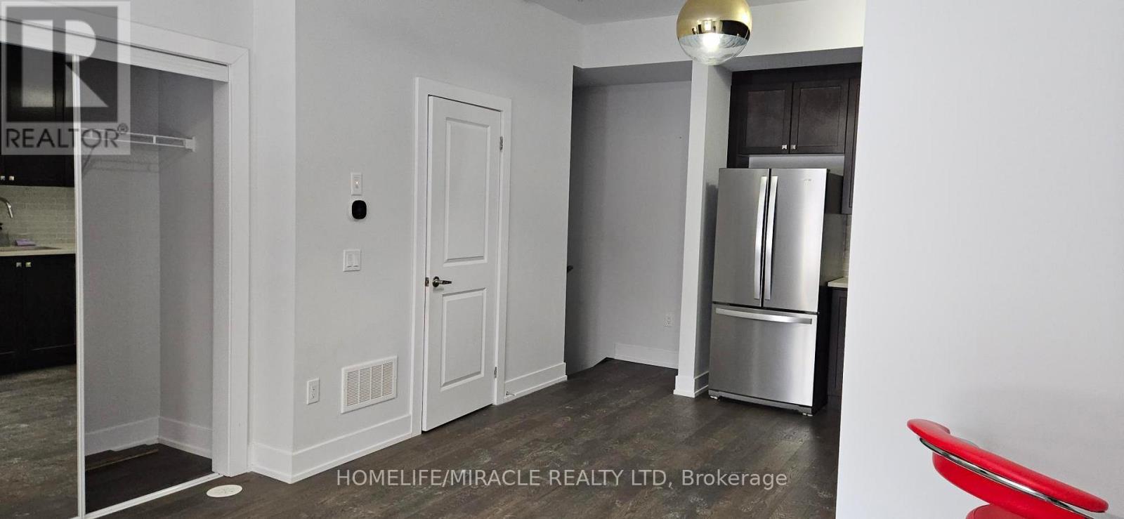 135 - 9580 Islington Avenue, Vaughan, Ontario  L4H 5E8 - Photo 5 - N12493740