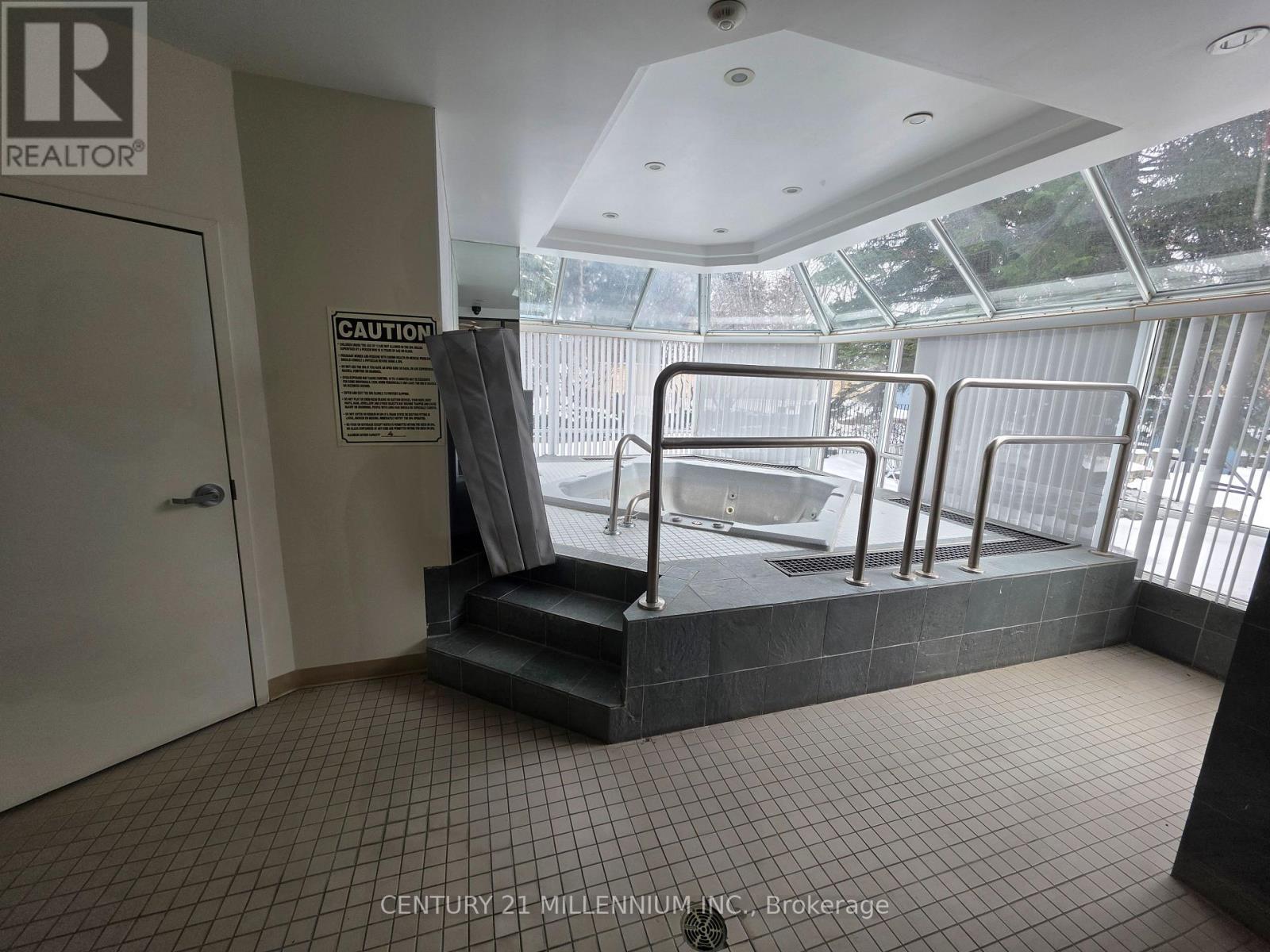 1605 - 26 Hanover Road, Brampton, Ontario  L6S 4T2 - Photo 24 - W12720822