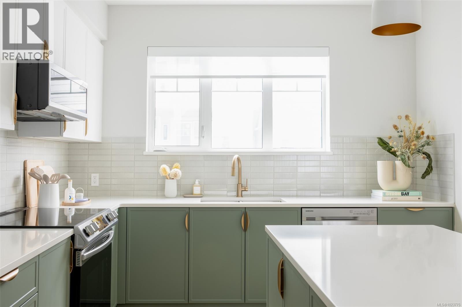 114 3220 Glendale Pl, Langford, British Columbia  V9B 1Y2 - Photo 4 - 1023775