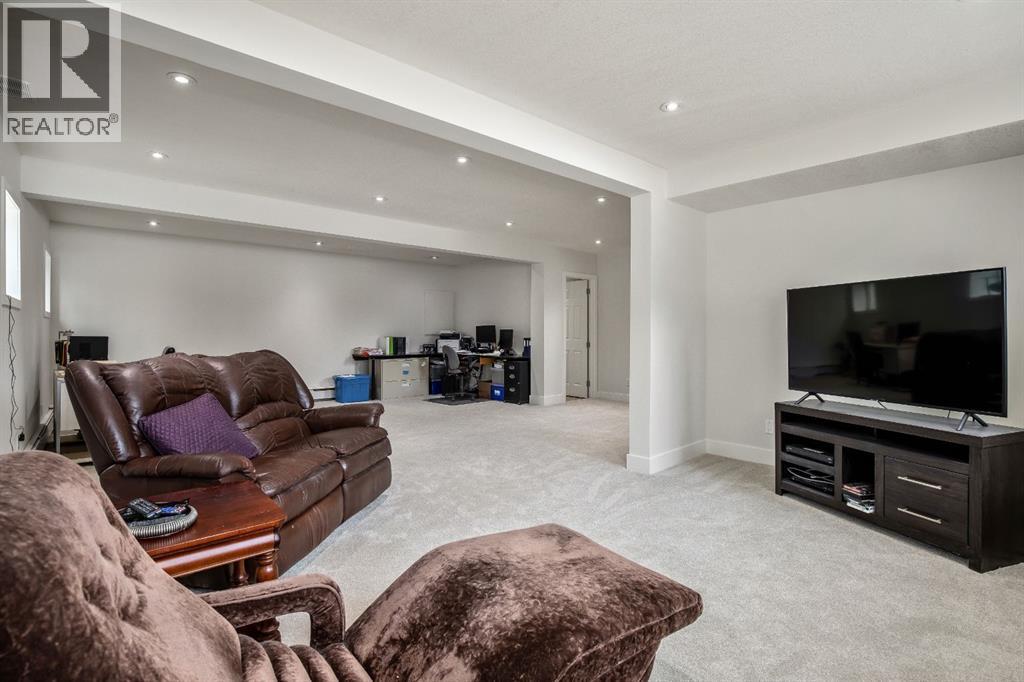 24 Mountain View Park, Bragg Creek, Alberta T0L 0K0 - Photo 34 - A2277740