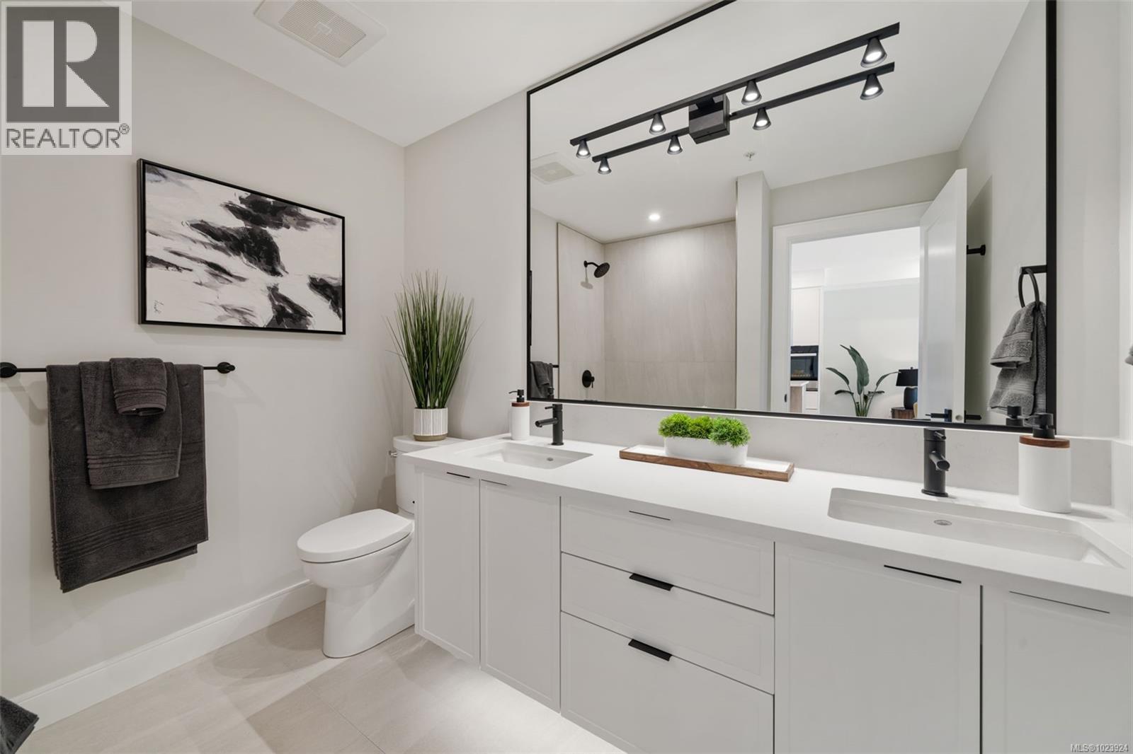 307 1810 Selenite Pl, Langford, British Columbia  V9B 7E2 - Photo 9 - 1023924