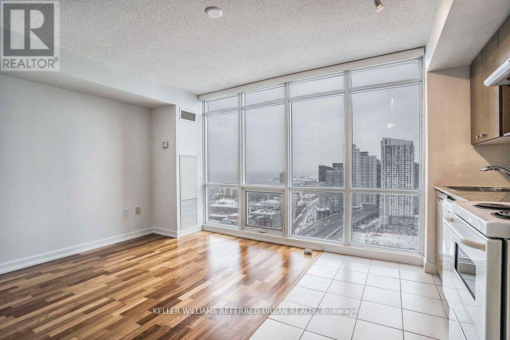 3616 - 11 Brunel Court, Toronto, Ontario  M5V 3Y3 - Photo 4 - C12721572