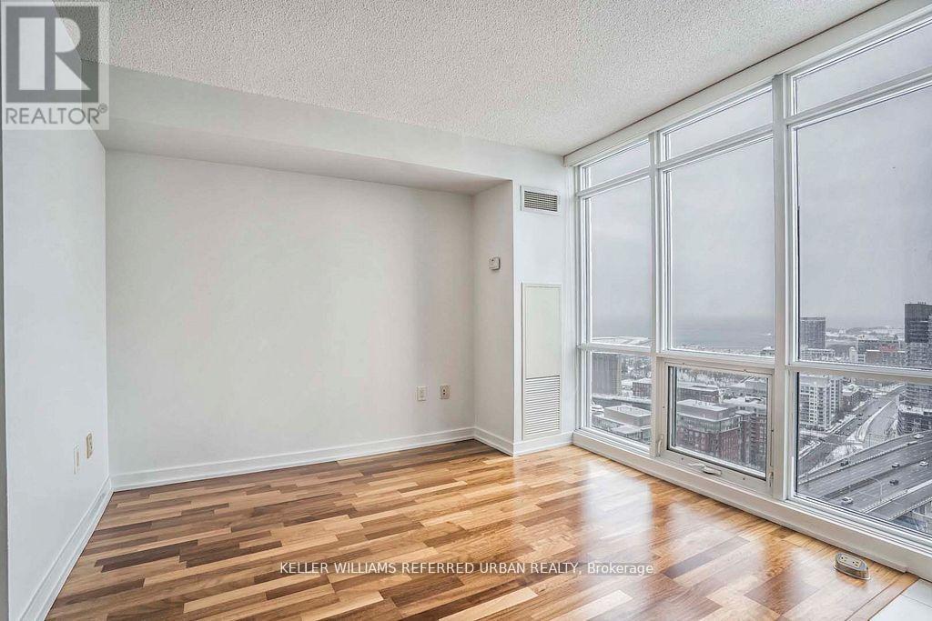 3616 - 11 Brunel Court, Toronto, Ontario  M5V 3Y3 - Photo 6 - C12721572