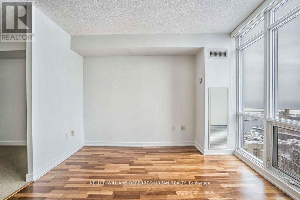 3616 - 11 Brunel Court, Toronto, Ontario  M5V 3Y3 - Photo 7 - C12721572