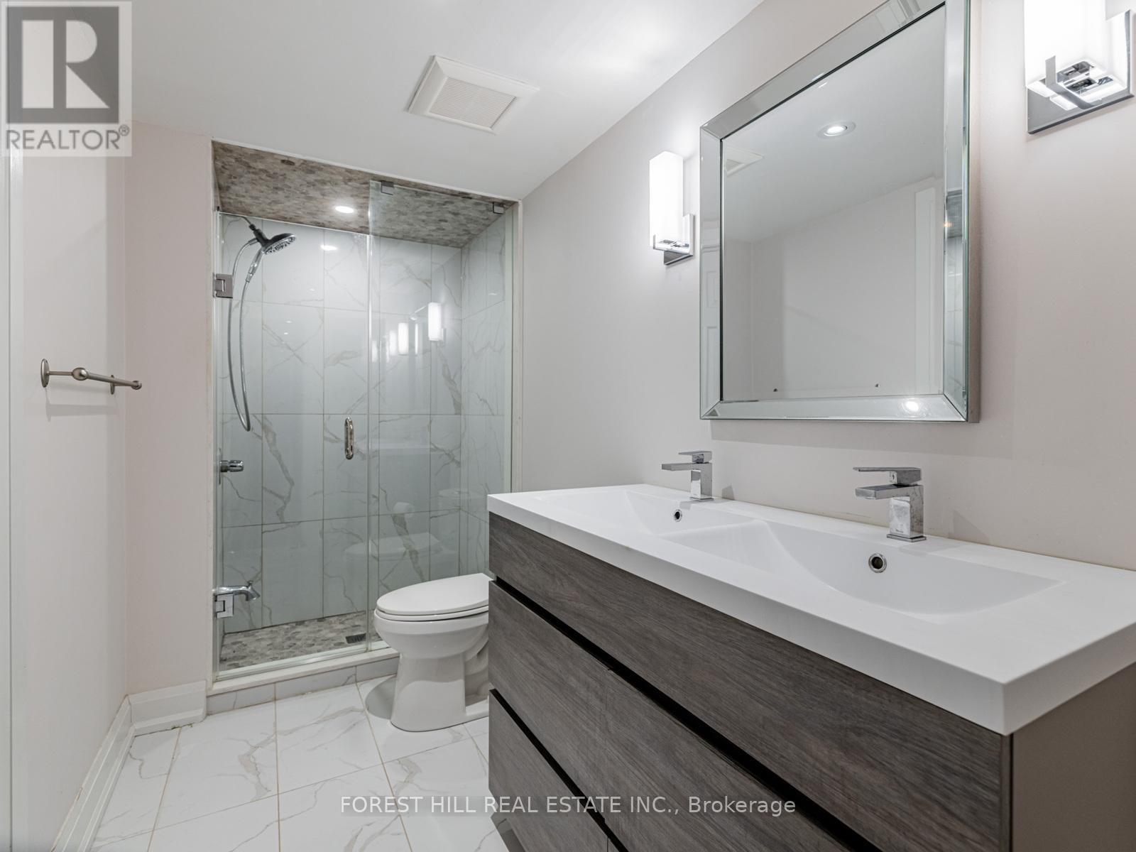 30 Chiswell Crescent, Toronto, Ontario  M2N 6E1 - Photo 11 - C12721574