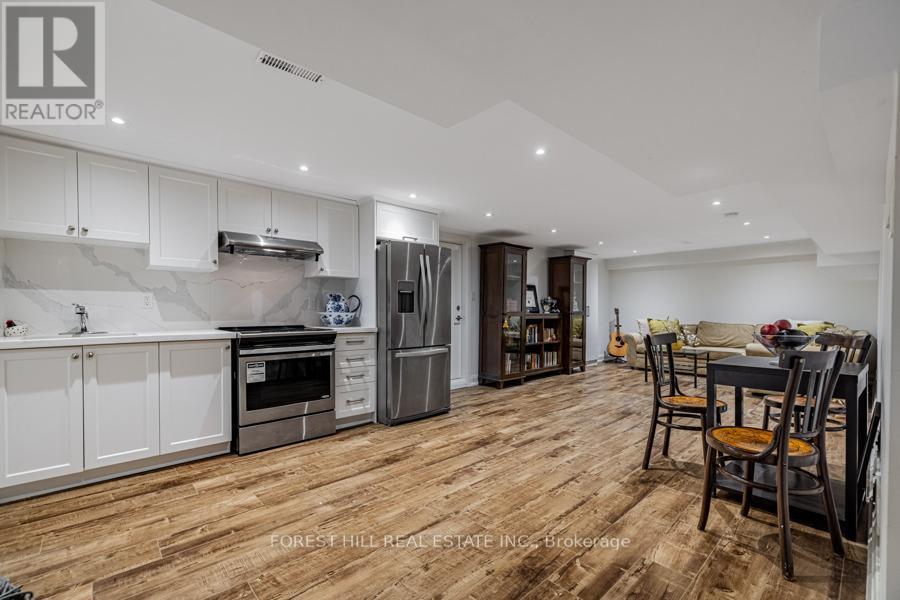 30 Chiswell Crescent, Toronto, Ontario  M2N 6E1 - Photo 6 - C12721574