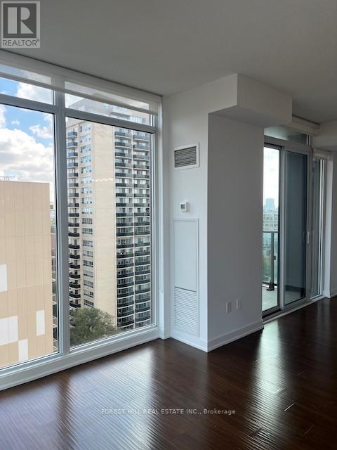 1604 - 320 Tweedsmuir Avenue, Toronto, Ontario  M5P 2Y3 - Photo 13 - C12721576