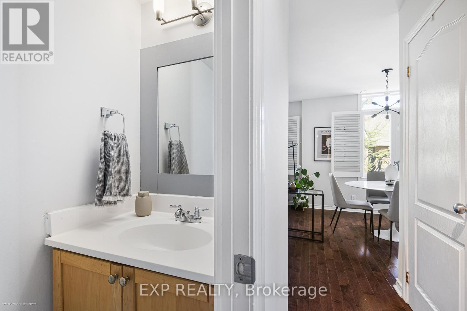 307 - 3 Shank Street, Toronto, Ontario  M6J 3W9 - Photo 4 - C12721592