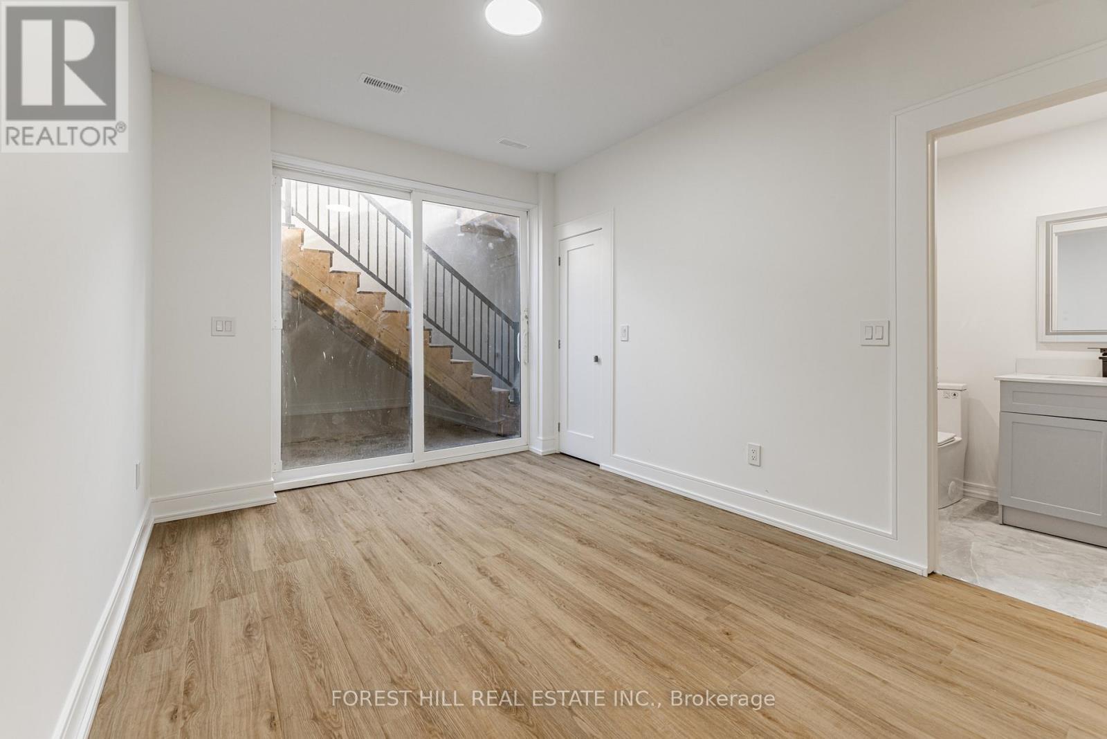 Unit 1 - 171 Cedric Avenue, Toronto, Ontario  M6C 3X7 - Photo 5 - C12721594