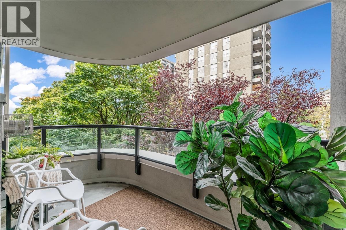 401 1330 Jervis Street, Vancouver, British Columbia  V6E 2E3 - Photo 13 - R3081006